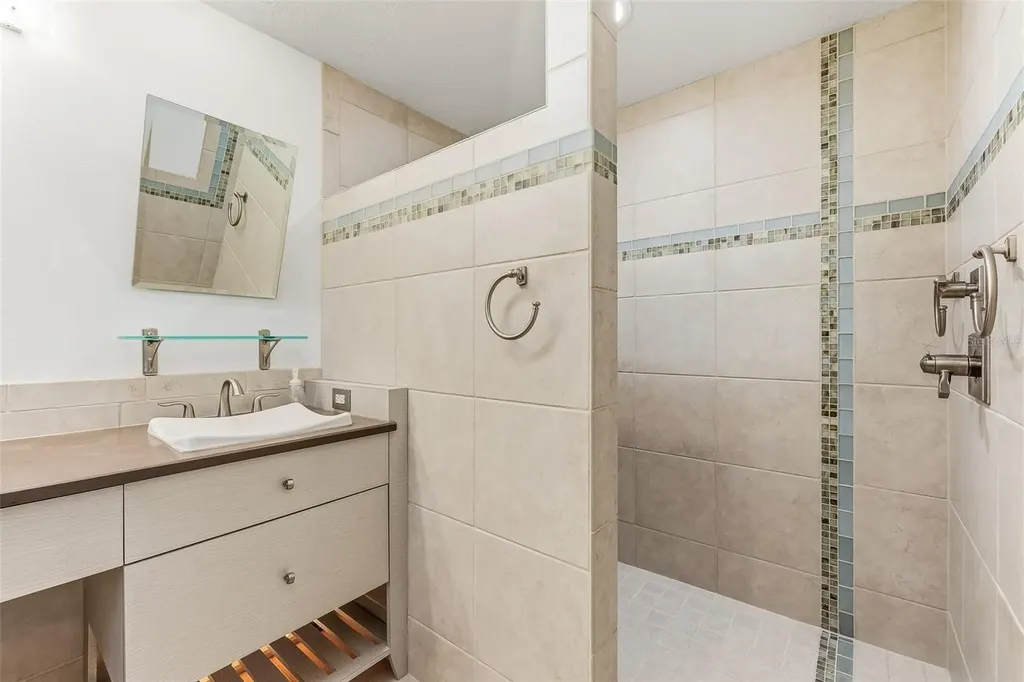 4502 Friar Tuck Lane Sarasota FL 34232