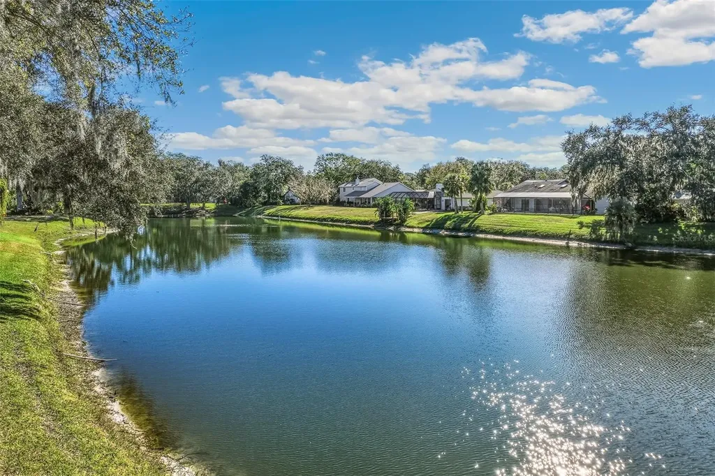 4502 Friar Tuck Lane Sarasota FL 34232