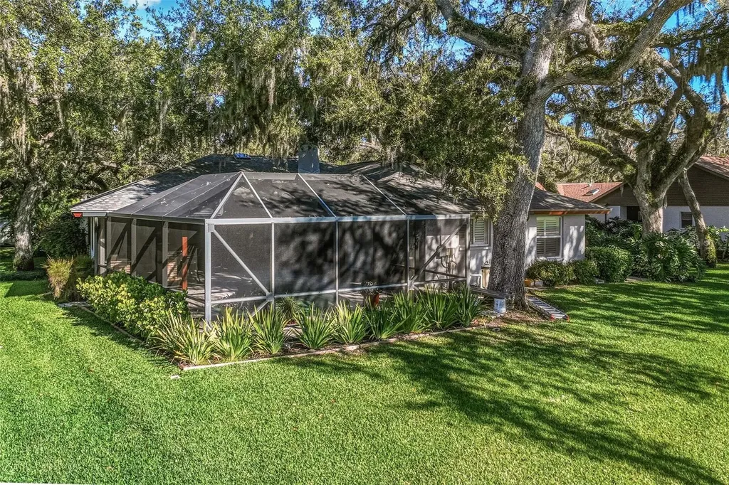 4502 Friar Tuck Lane Sarasota FL 34232