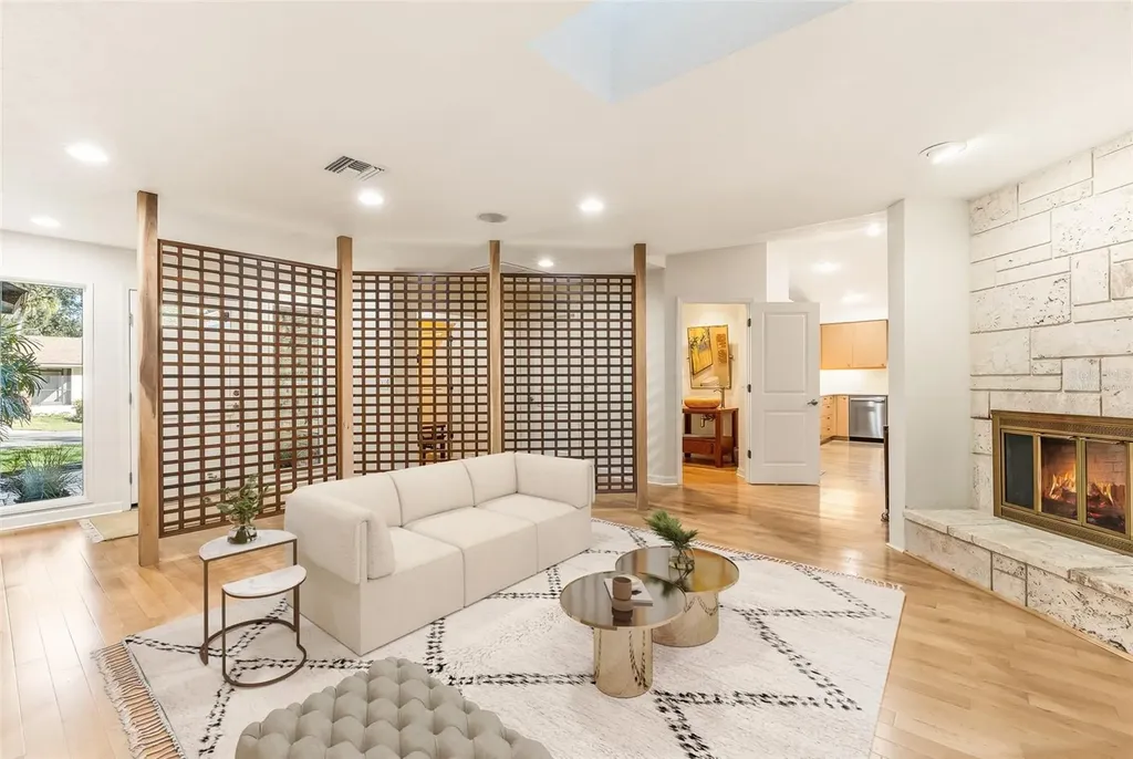 4502 Friar Tuck Lane Sarasota FL 34232