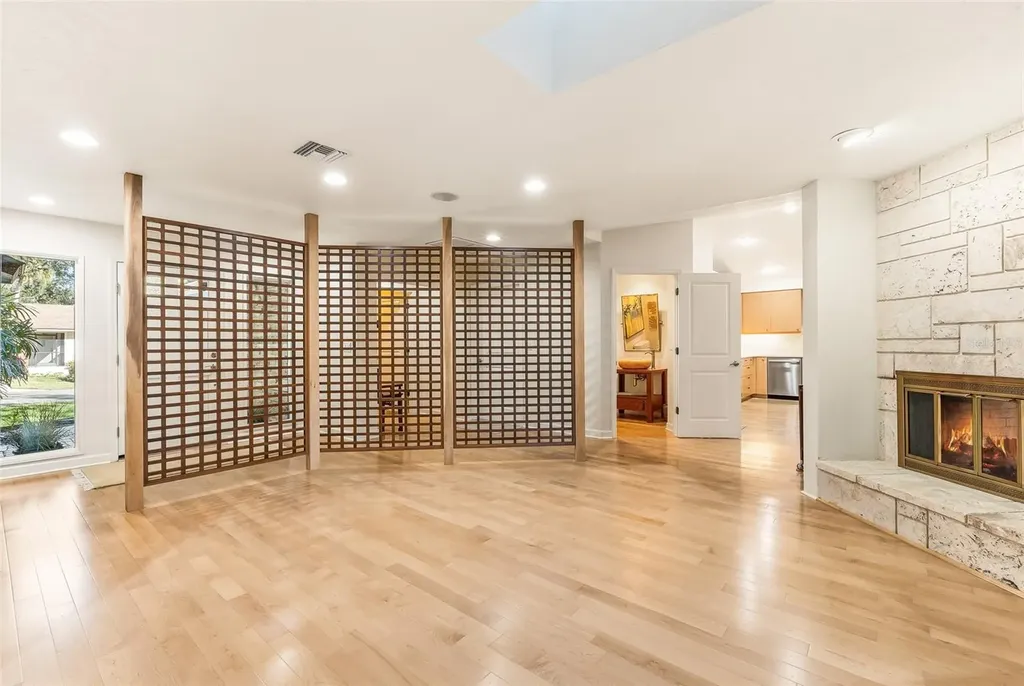 4502 Friar Tuck Lane Sarasota FL 34232
