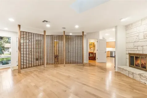 4502 Friar Tuck Lane Sarasota FL 34232