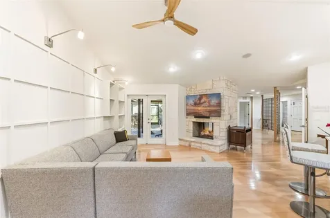 4502 Friar Tuck Lane Sarasota FL 34232