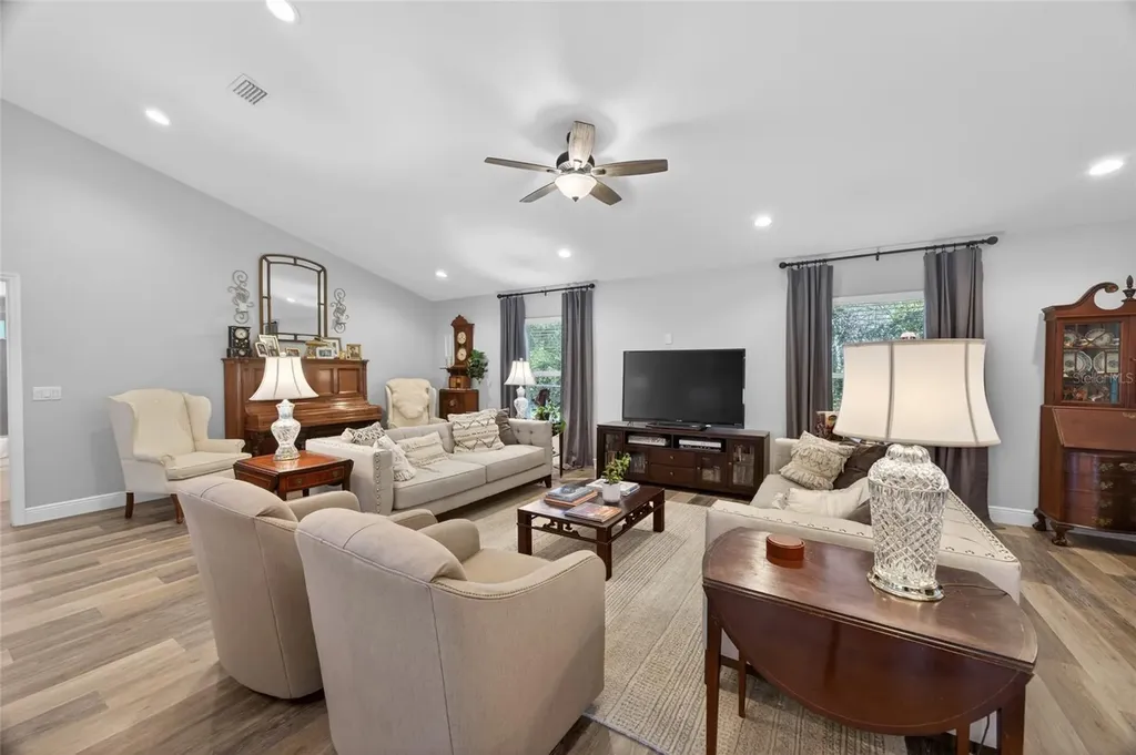 10160 SE 41st Avenue Belleview FL 34420