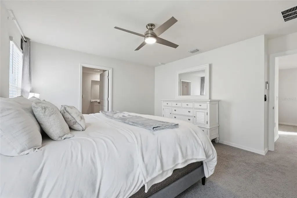 24706 NW 11th Place Newberry FL 32669
