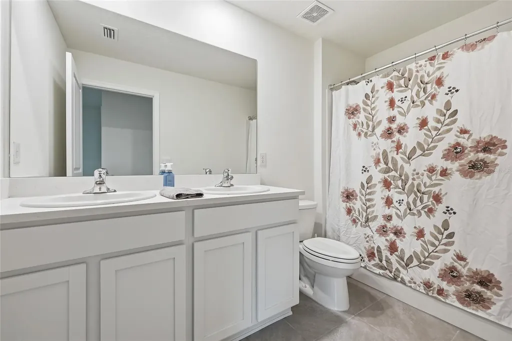 24706 NW 11th Place Newberry FL 32669