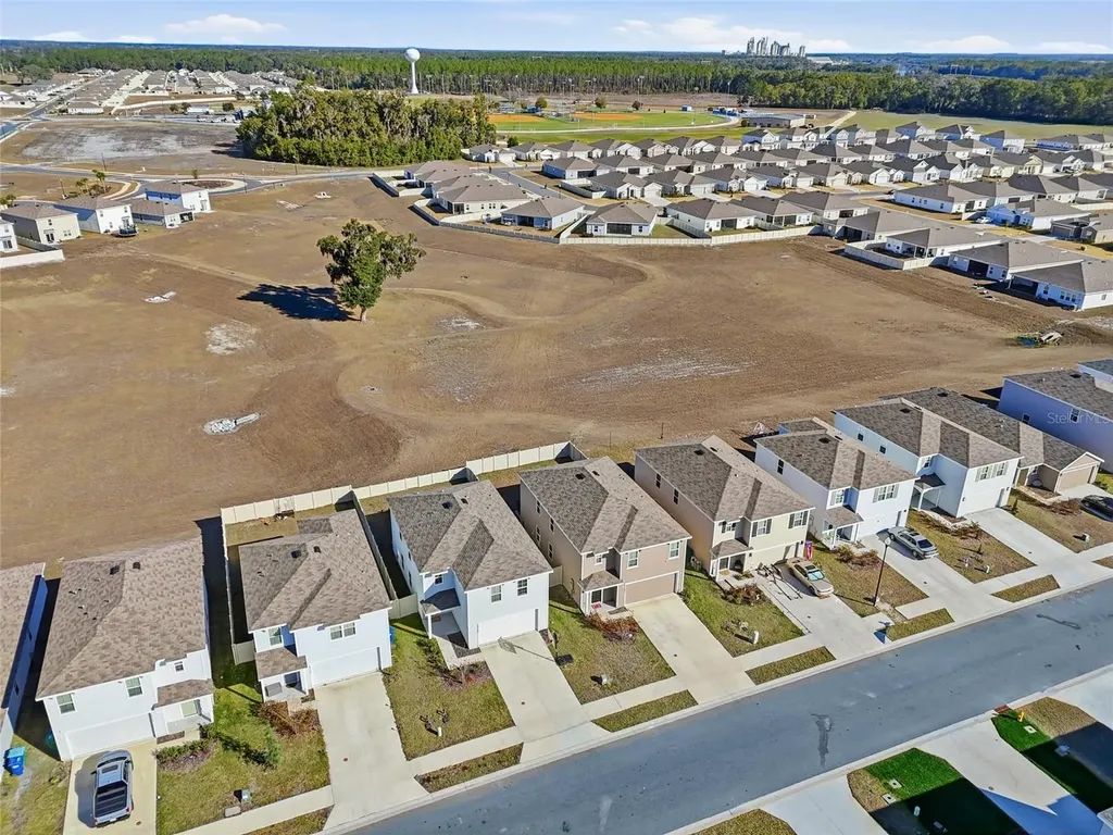 24706 NW 11th Place Newberry FL 32669