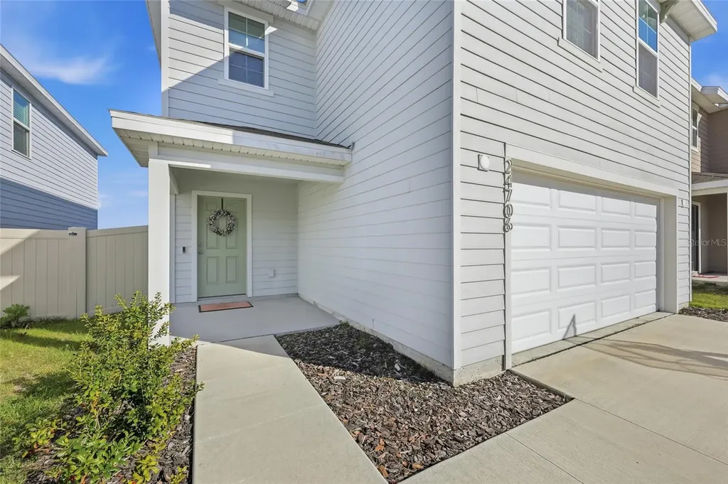 24706 NW 11th Place Newberry FL 32669