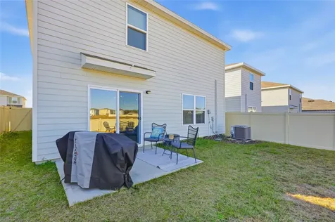 24706 NW 11th Place Newberry FL 32669