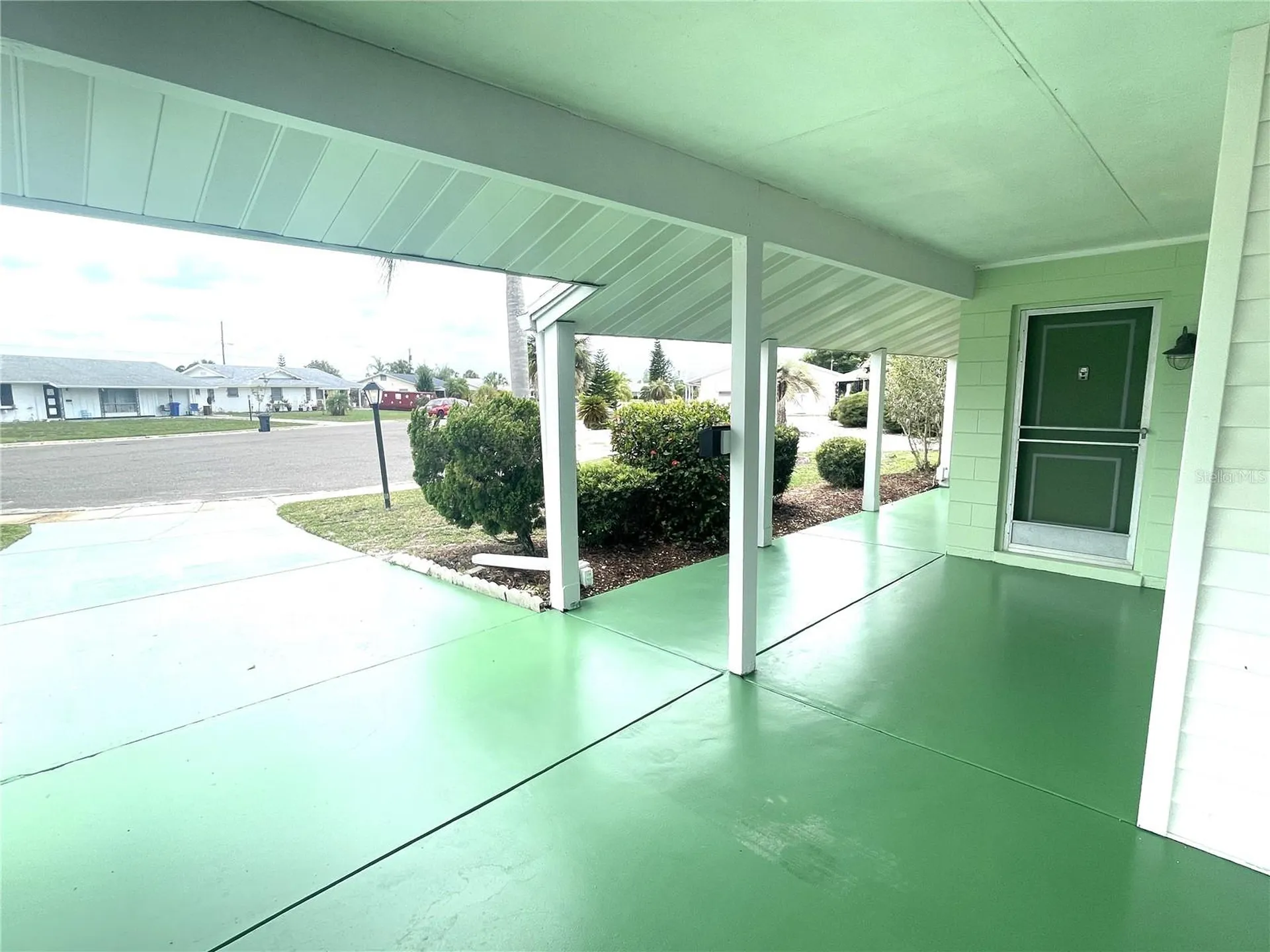 701 Cypress Place Sun City Center FL 33573