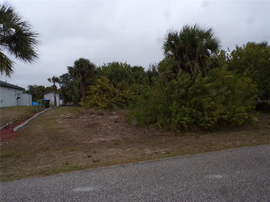 Holster Avenue North Port FL 34287