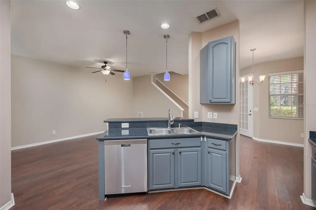 5543 Napa Drive Sarasota FL 34243