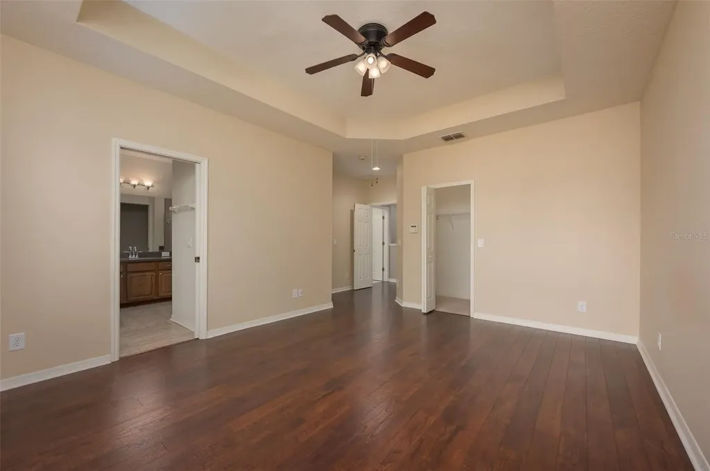 5543 Napa Drive Sarasota FL 34243