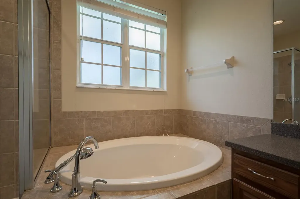 5543 Napa Drive Sarasota FL 34243