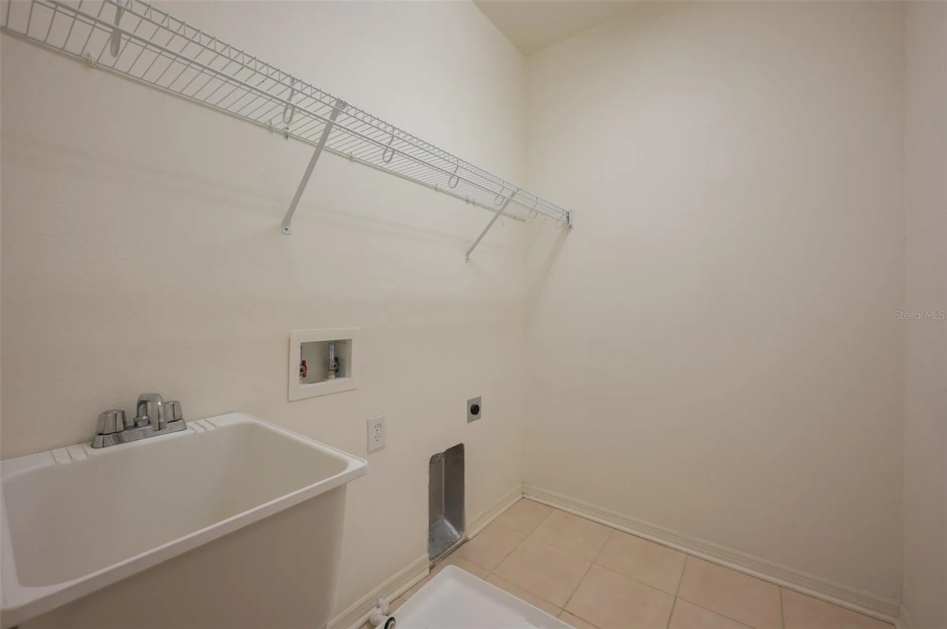 5543 Napa Drive Sarasota FL 34243