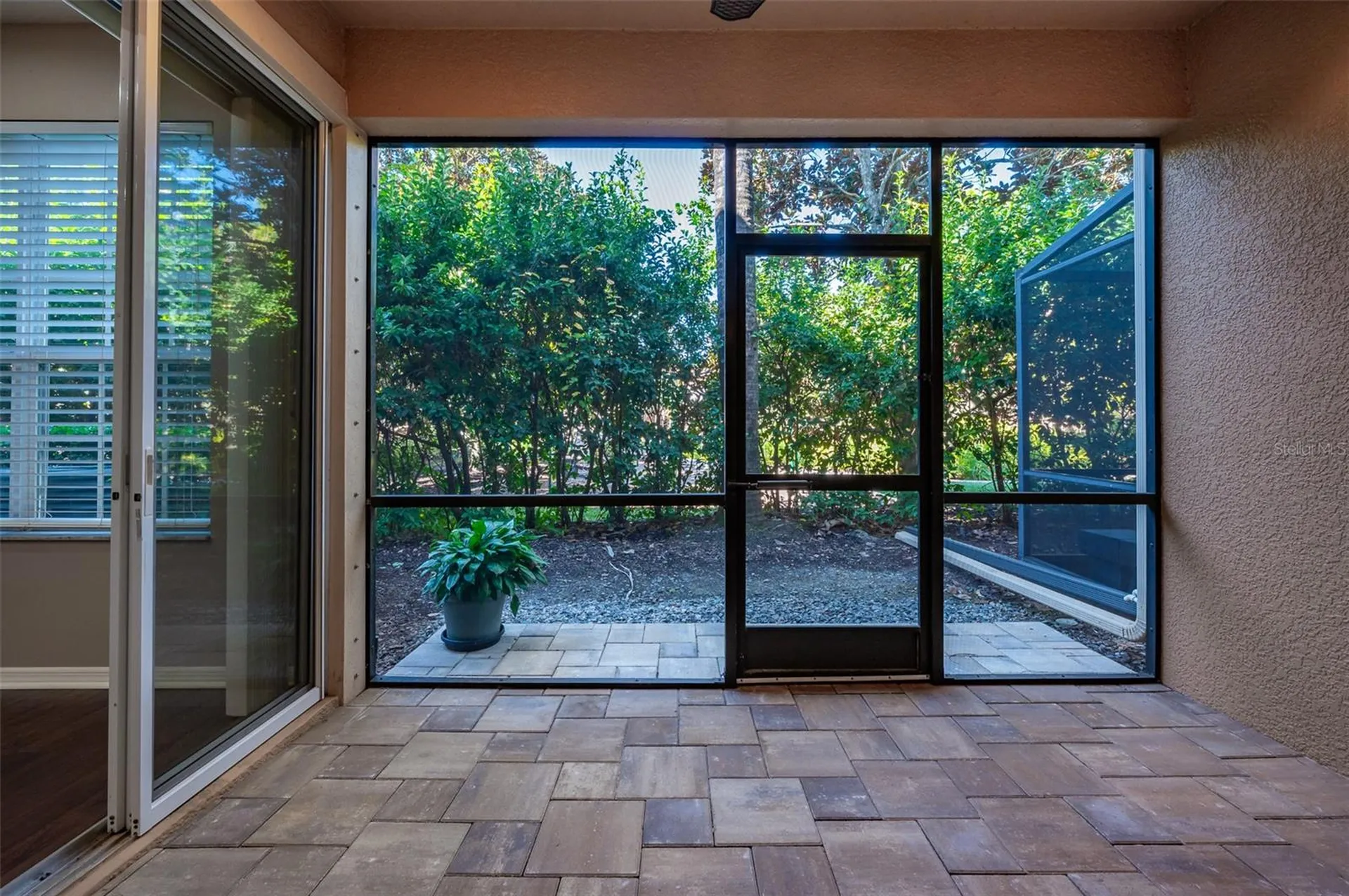 5543 Napa Drive Sarasota FL 34243