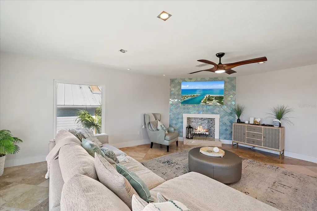 412 S Casey Key Road Nokomis FL 34275