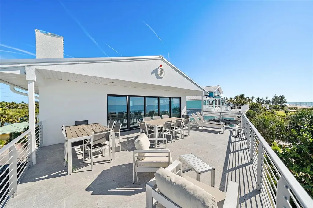 412 S Casey Key Road Nokomis FL 34275