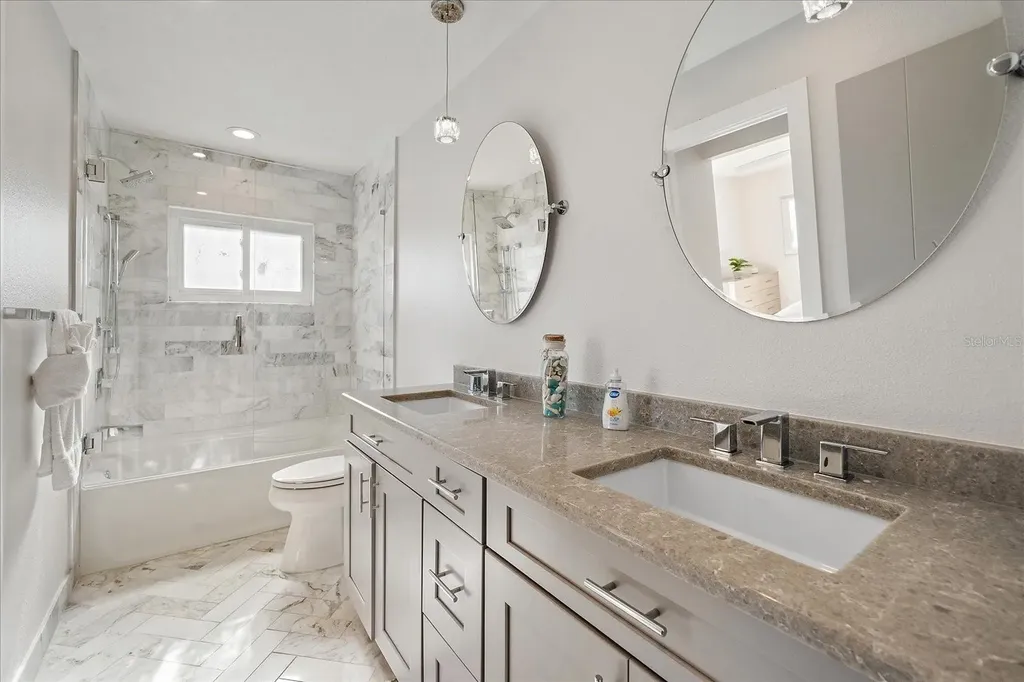 412 S Casey Key Road Nokomis FL 34275