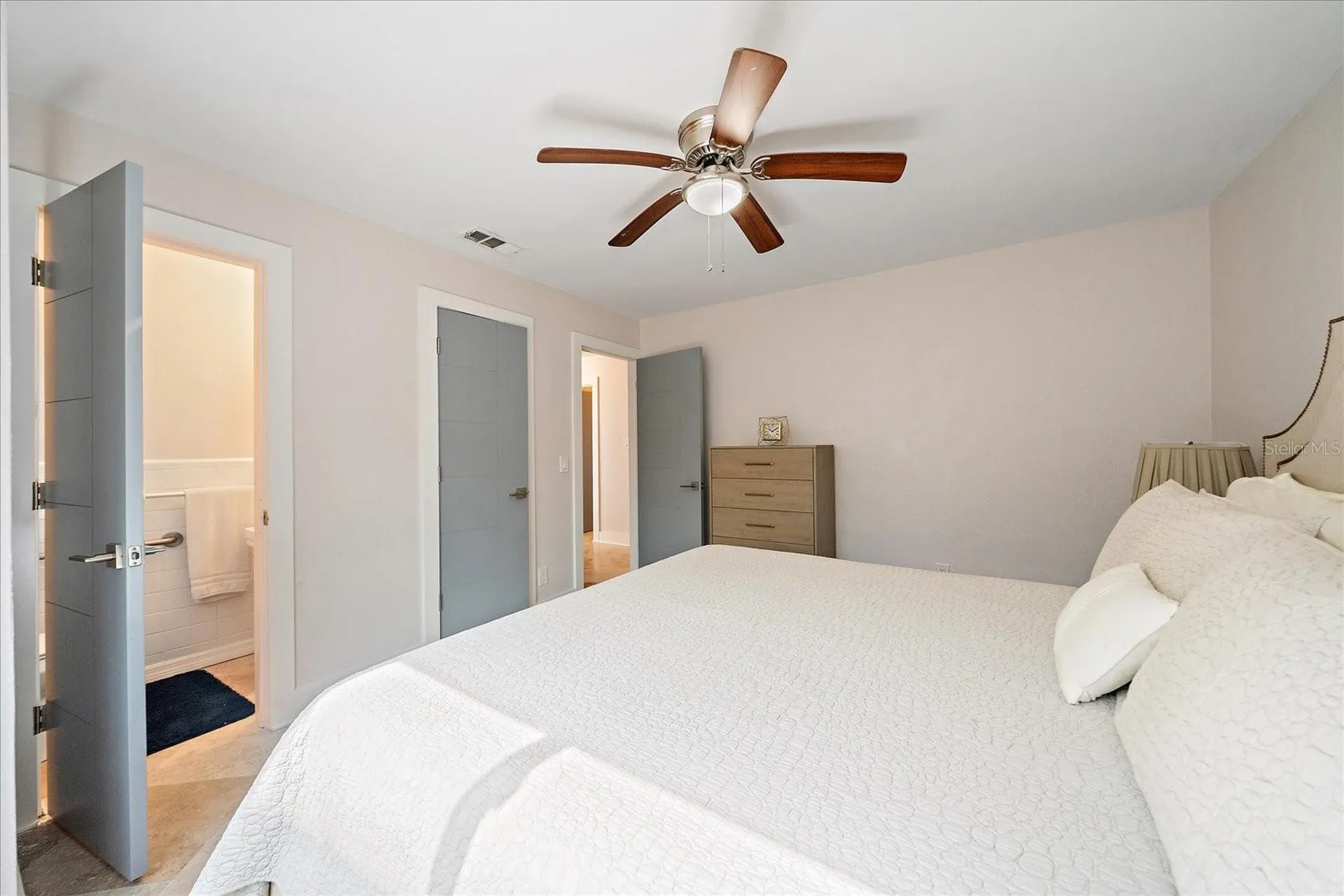 412 S Casey Key Road Nokomis FL 34275