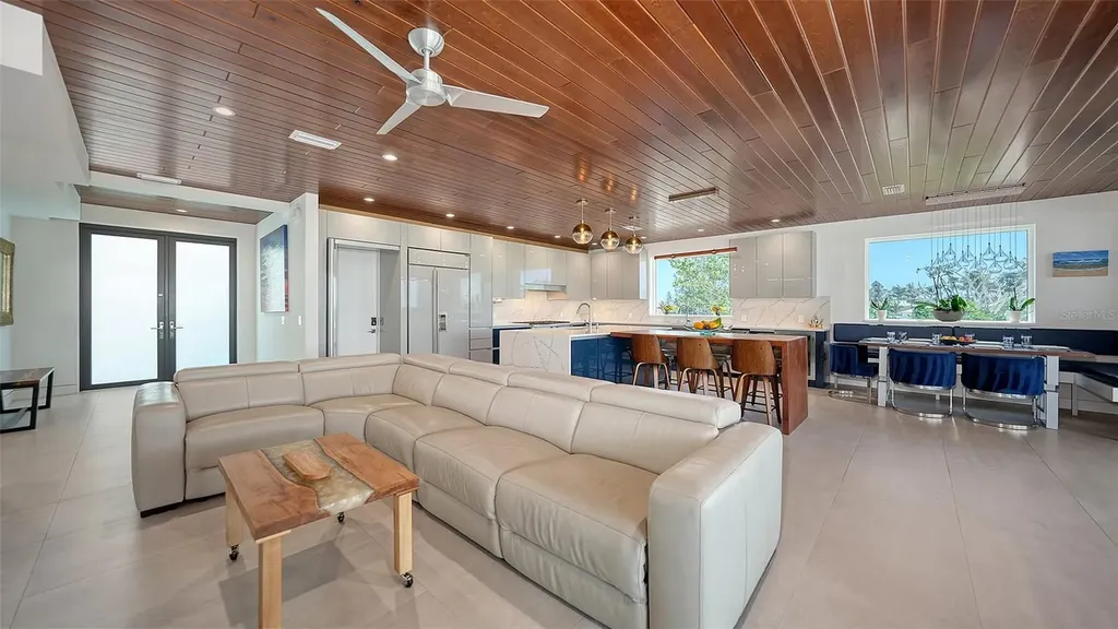 6381 Gulf Of Mexico Drive Longboat Key FL 34228