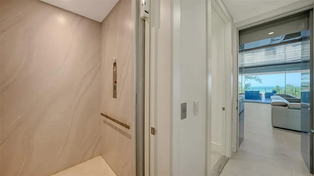 6381 Gulf Of Mexico Drive Longboat Key FL 34228