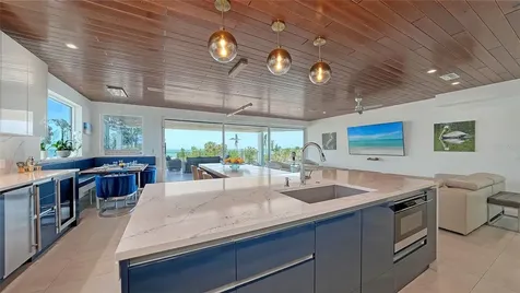 6381 Gulf Of Mexico Drive Longboat Key FL 34228