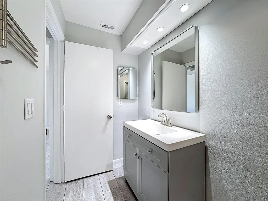 1614 Honey Court Venice FL 34293
