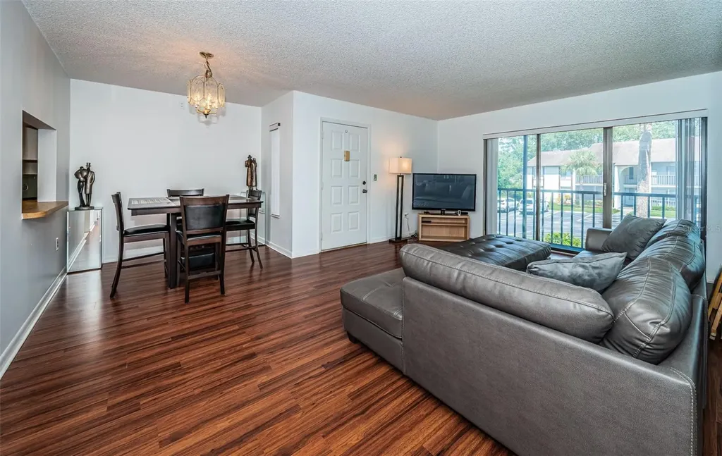 2522 Pine Ridge Way S Palm Harbor FL 34684