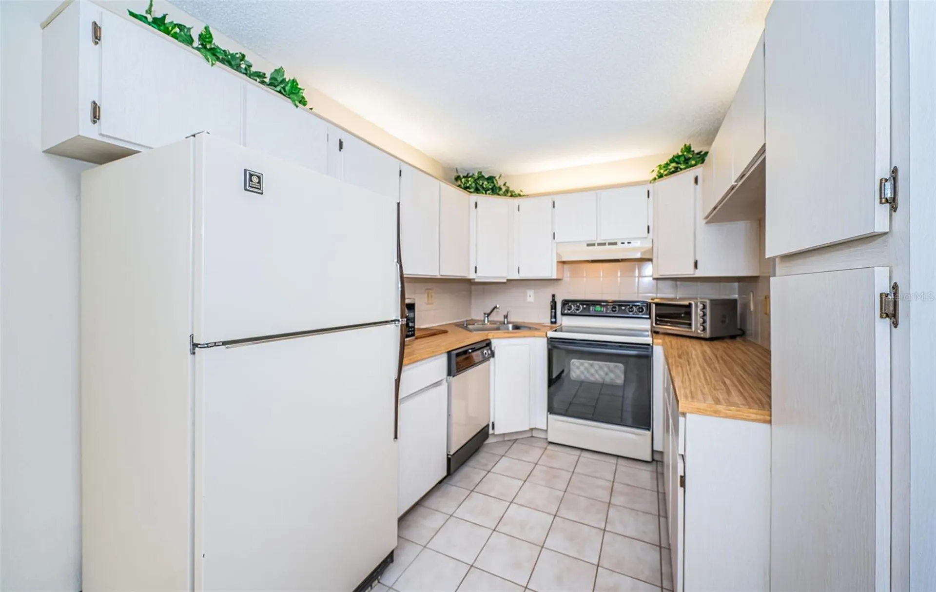 2522 Pine Ridge Way S Palm Harbor FL 34684