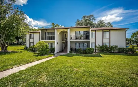 2522 Pine Ridge Way S Palm Harbor FL 34684