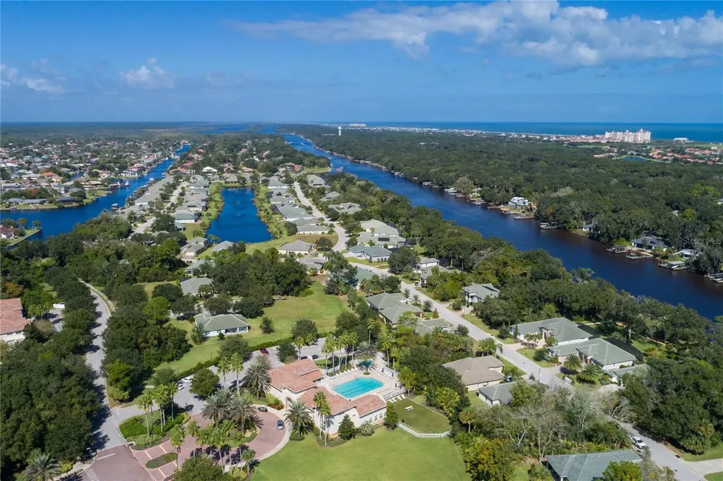 2 Holly Court Palm Coast FL 32137