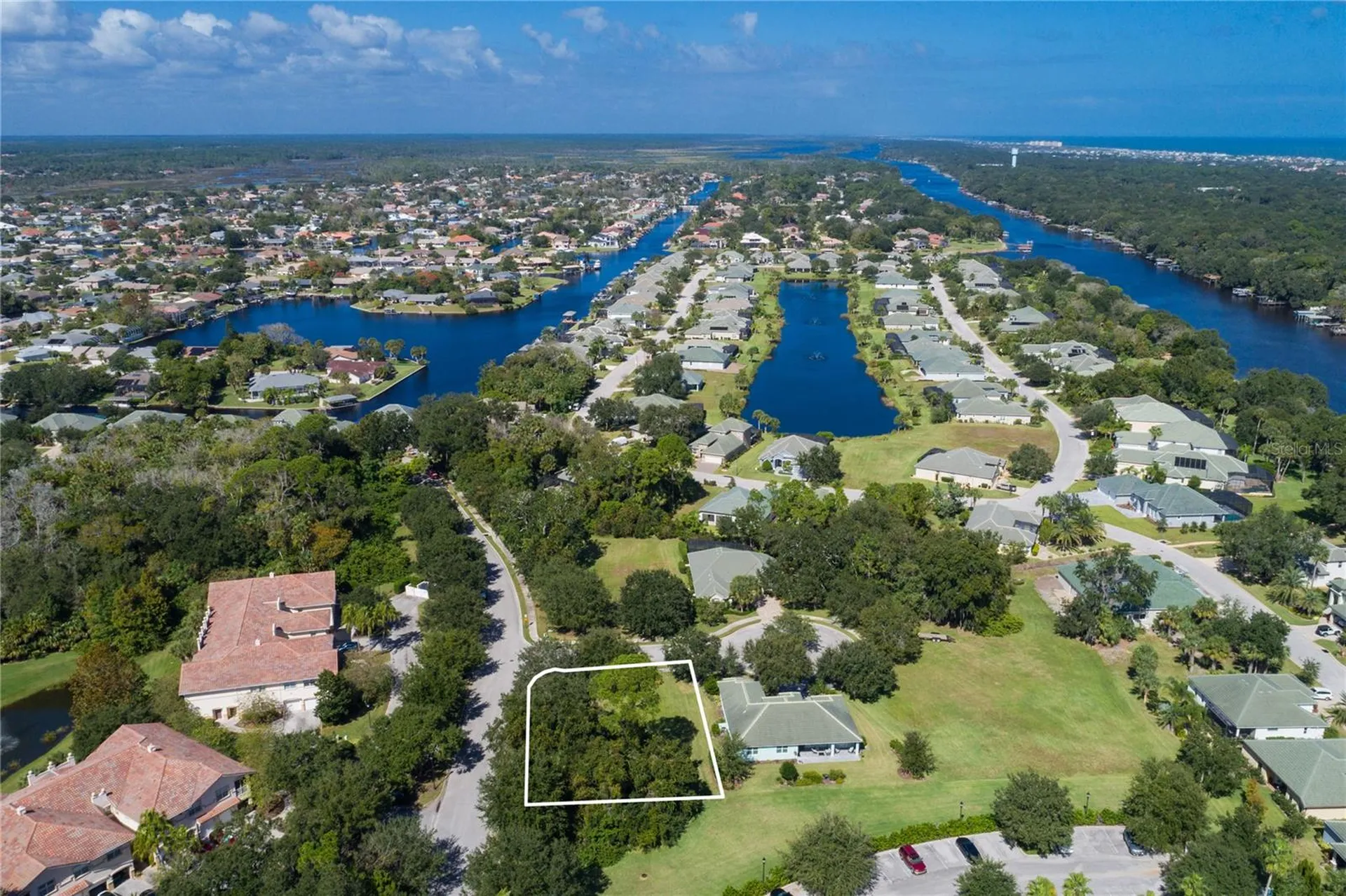 2 Holly Court Palm Coast FL 32137