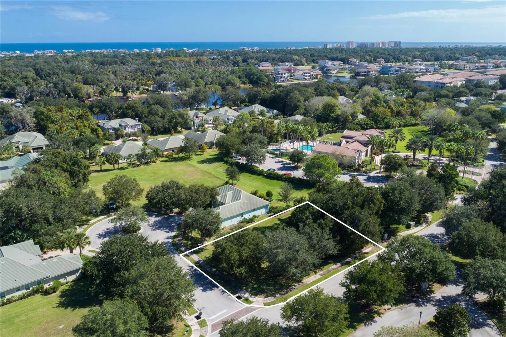 2 Holly Court Palm Coast FL 32137