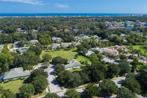 2 Holly Court Palm Coast FL 32137