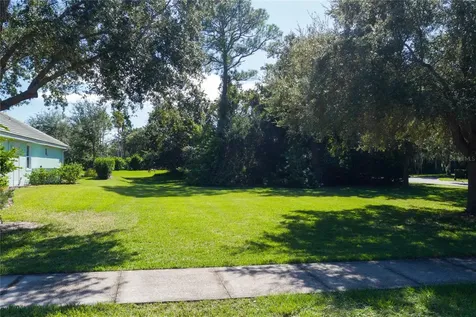 2 Holly Court Palm Coast FL 32137