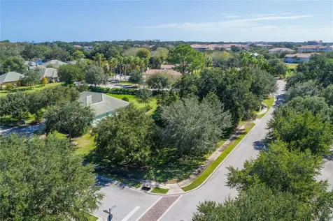 2 Holly Court Palm Coast FL 32137