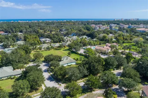 2 Holly Court Palm Coast FL 32137