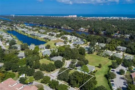 2 Holly Court Palm Coast FL 32137