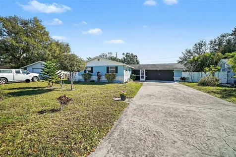 9038 Fairweather Drive Largo FL 33773
