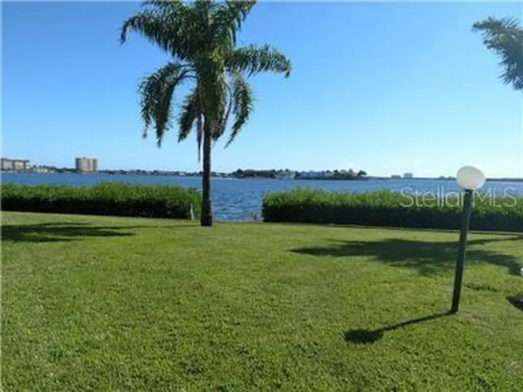 6268 Palma Del Mar Boulevard S St Petersburg FL 33715