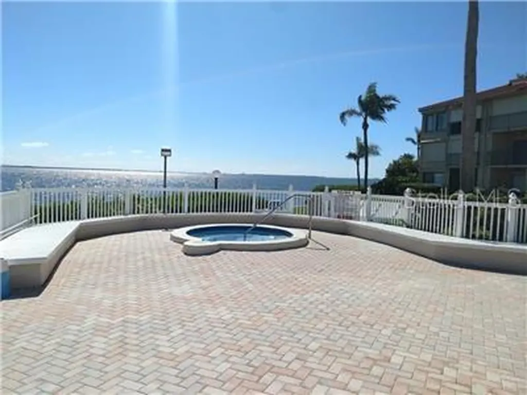 6268 Palma Del Mar Boulevard S St Petersburg FL 33715