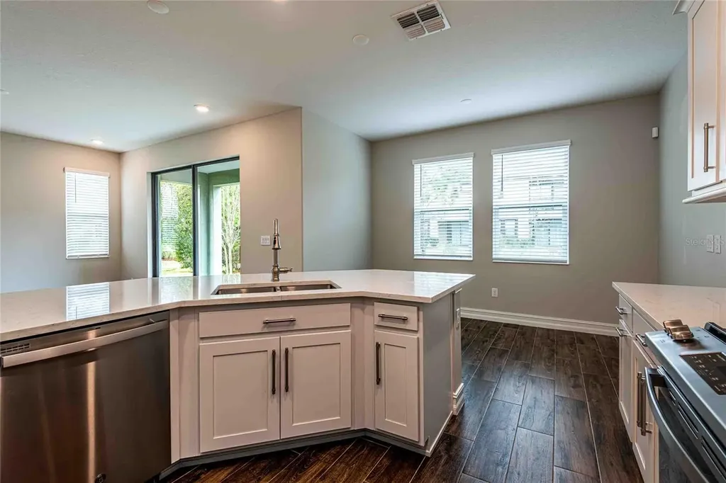 4655 Almada Lane Wesley Chapel FL 33543