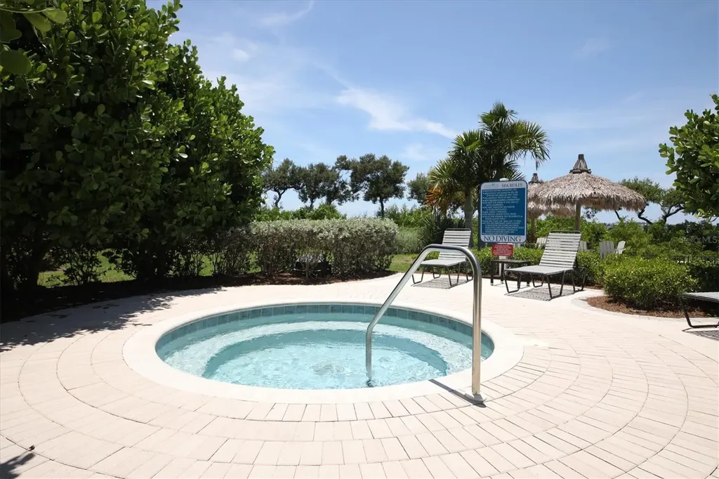 391 Aruba Circle Bradenton FL 34209