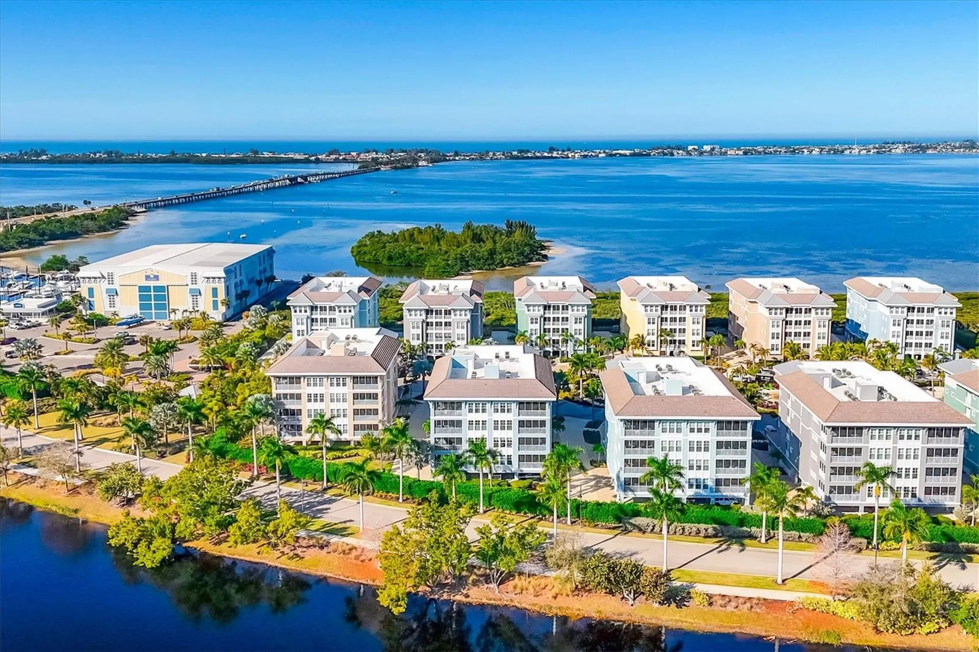 391 Aruba Circle Bradenton FL 34209