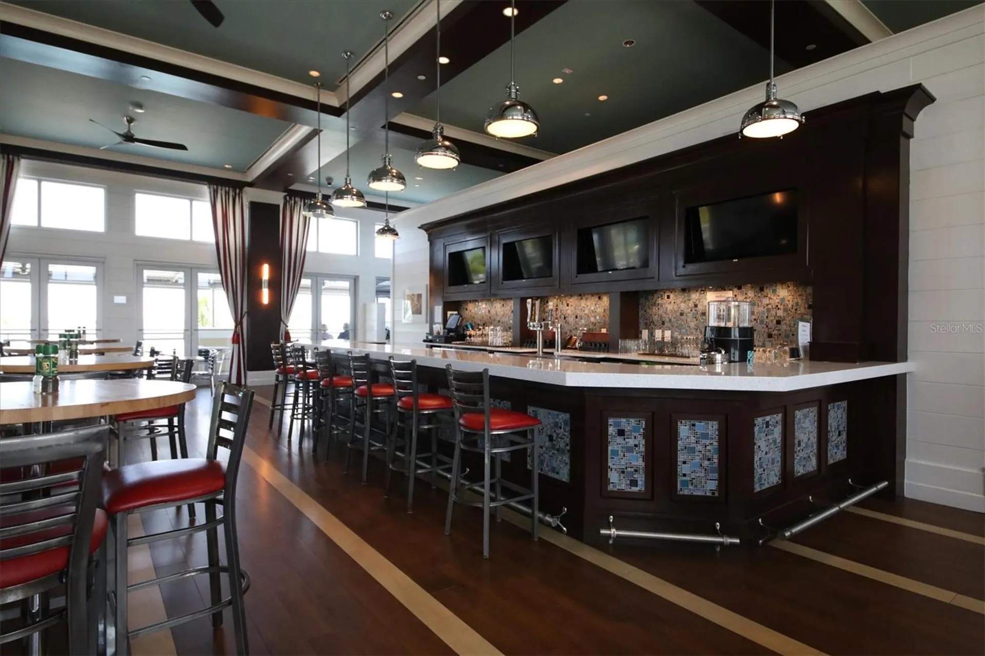 391 Aruba Circle Bradenton FL 34209