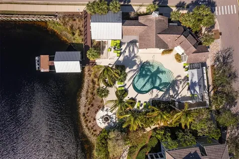 391 Aruba Circle Bradenton FL 34209