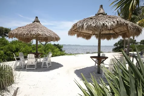 391 Aruba Circle Bradenton FL 34209