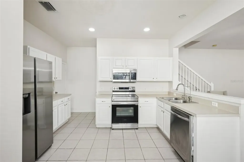 5001 Barnstead Drive Riverview FL 33578