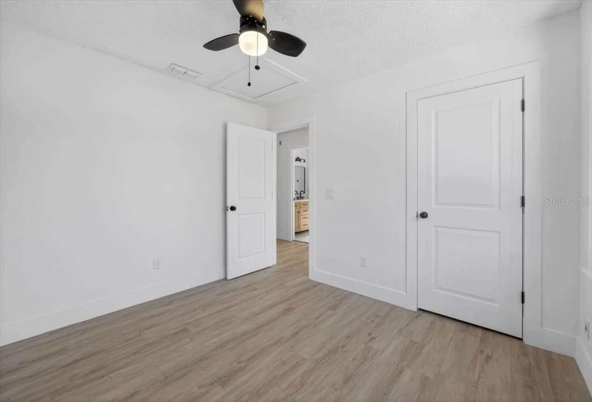 8618 Valley Ridge Court Orlando FL 32818